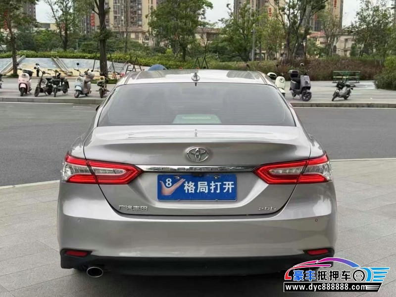 21年丰田凯美瑞轿车抵押车出售