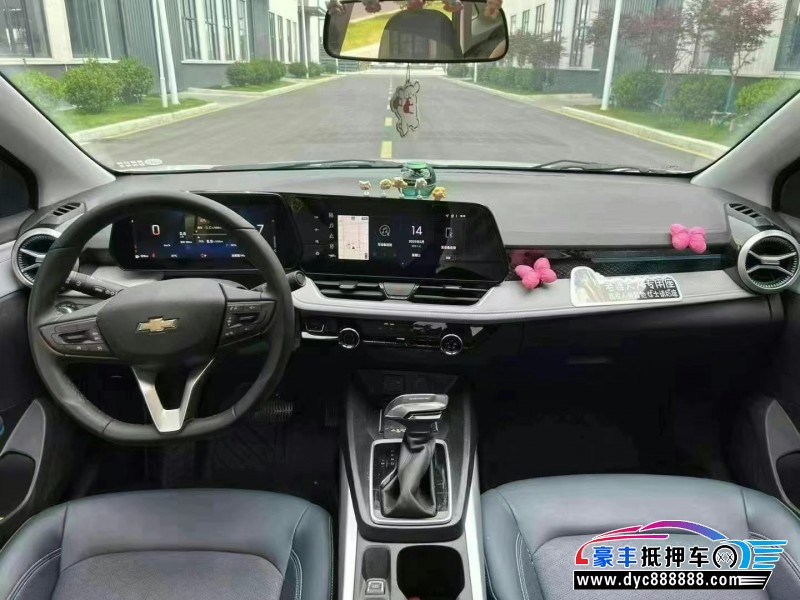 25年雪佛兰科鲁泽轿车抵押车出售