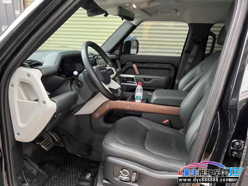 22年路虎卫士轿车抵押车出售