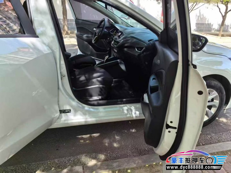 22年雪佛兰科沃兹轿车抵押车出售