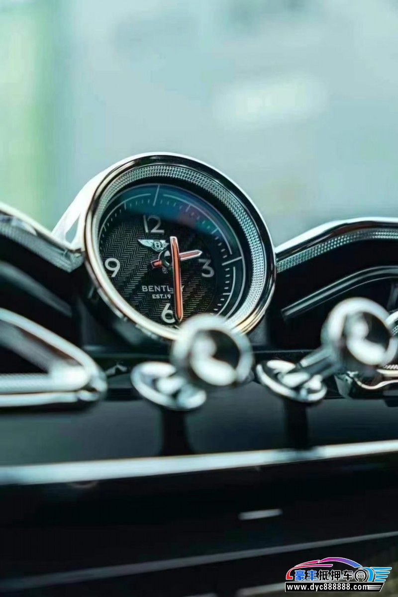 25年宾利添越轿车抵押车出售