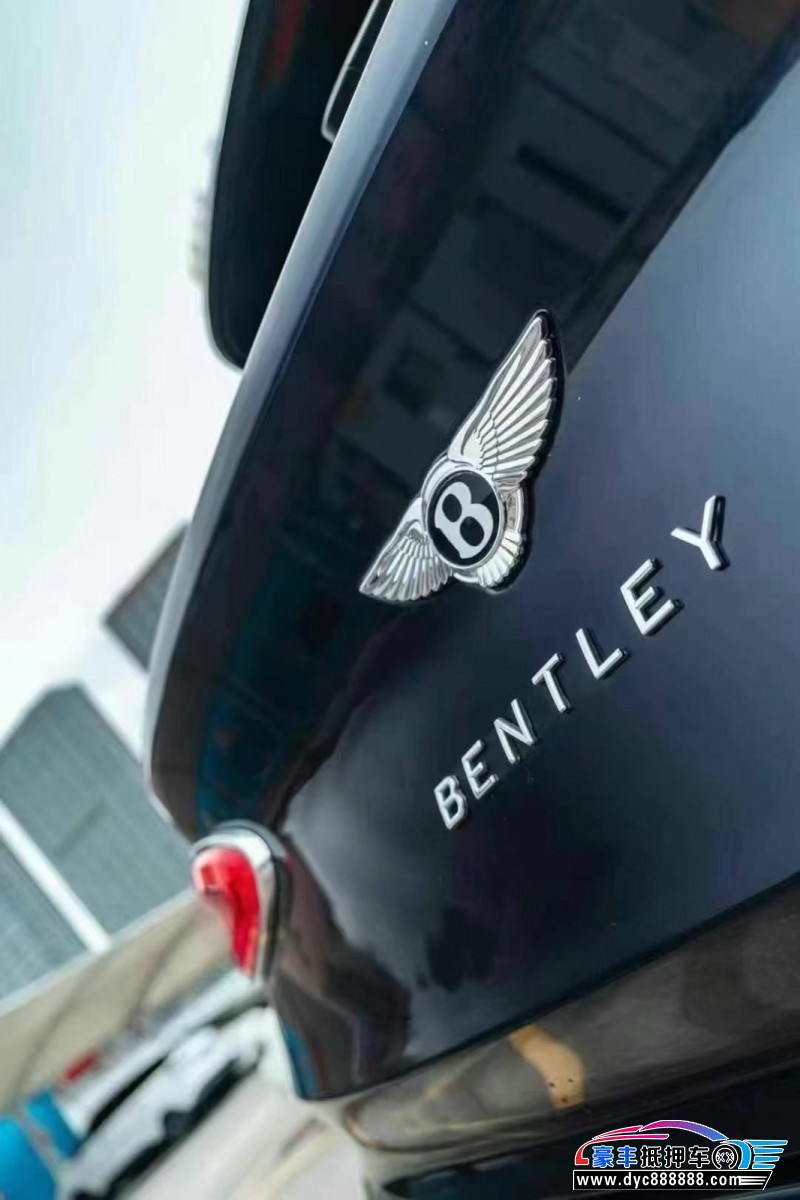 25年宾利添越轿车抵押车出售