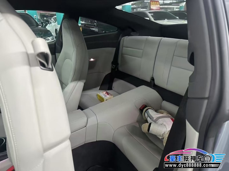 23年保时捷911轿车抵押车出售