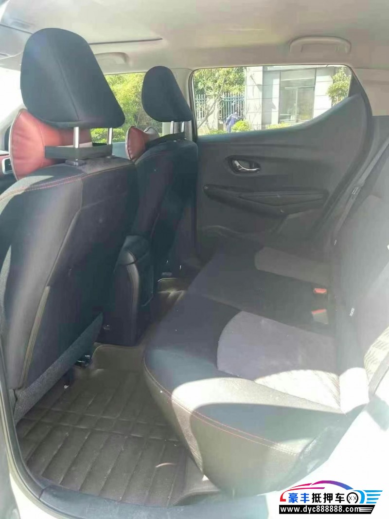 20年日产蓝鸟轿车抵押车出售