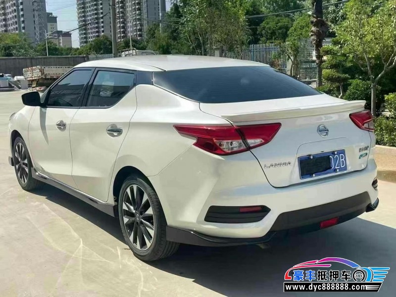 20年日产蓝鸟轿车抵押车出售