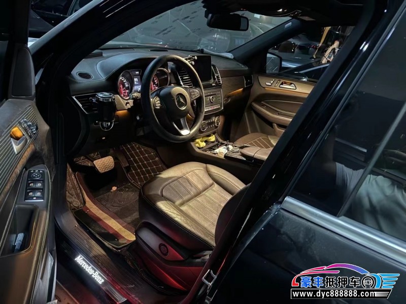 18年奔驰GLE轿车抵押车出售