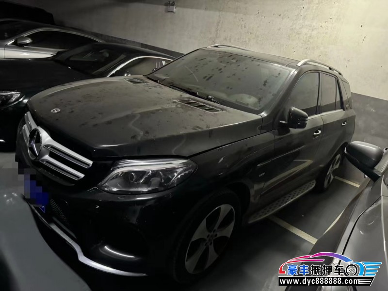 18年奔驰GLE轿车抵押车出售