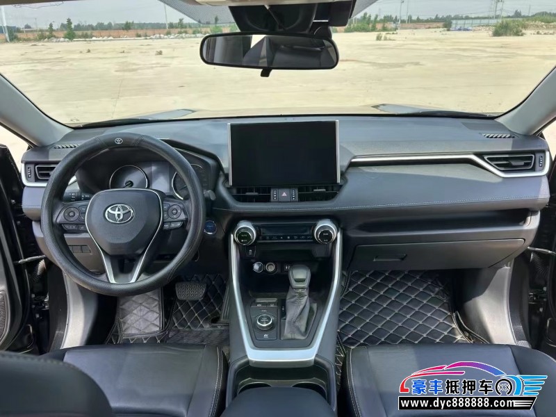 21年丰田威兰达轿车抵押车出售