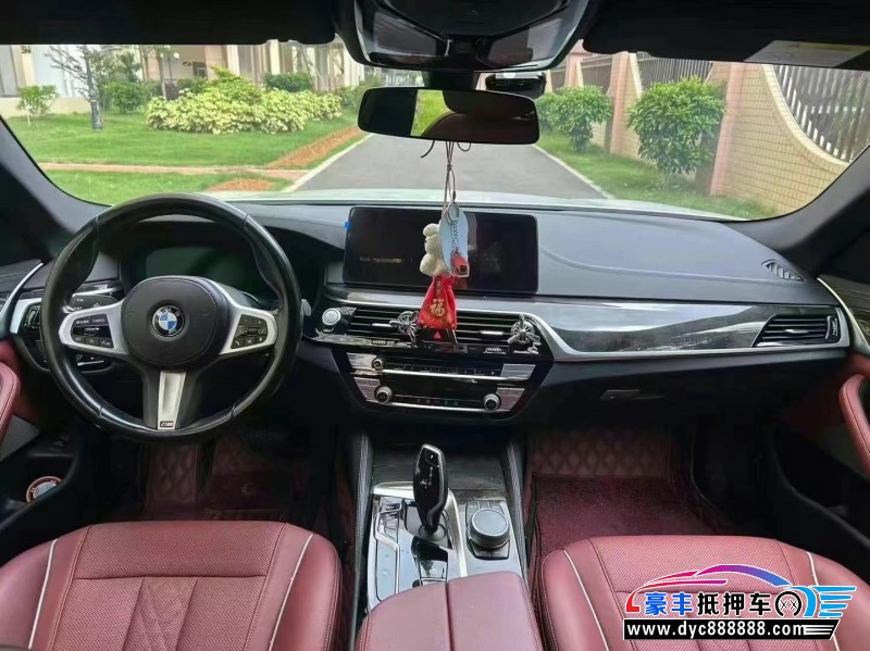 22年宝马5系轿车抵押车出售