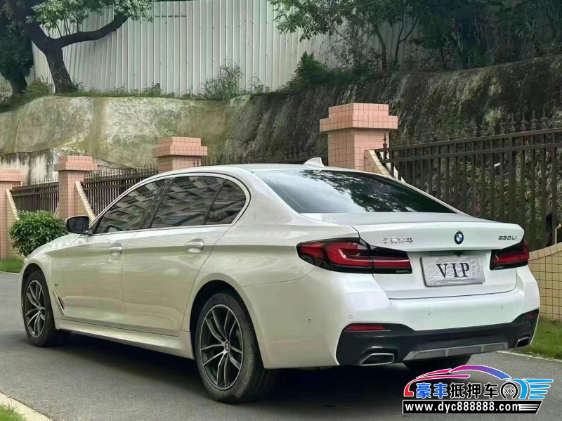 22年宝马5系轿车抵押车出售