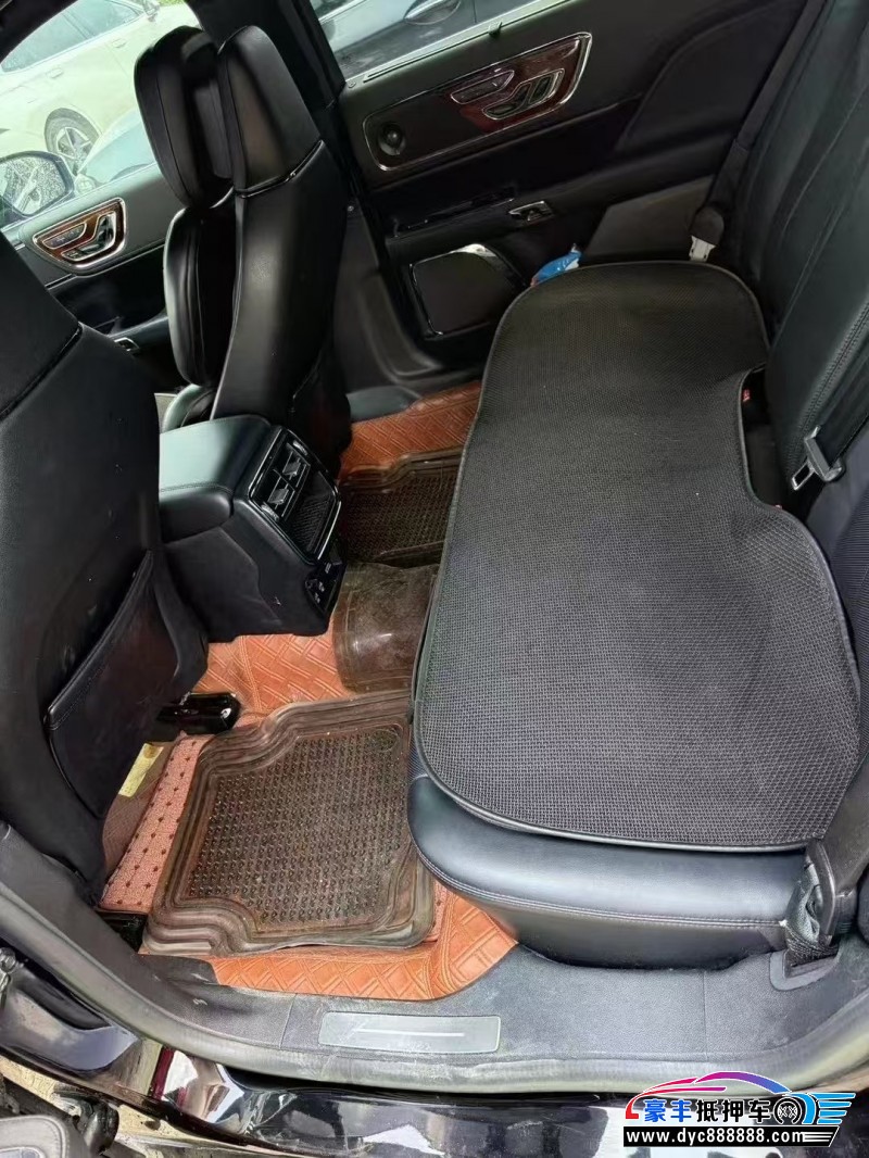 21年林肯大陆轿车抵押车出售