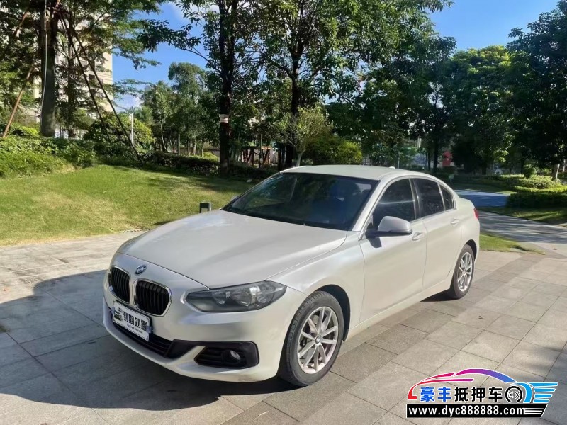 17年宝马1系轿车抵押车出售
