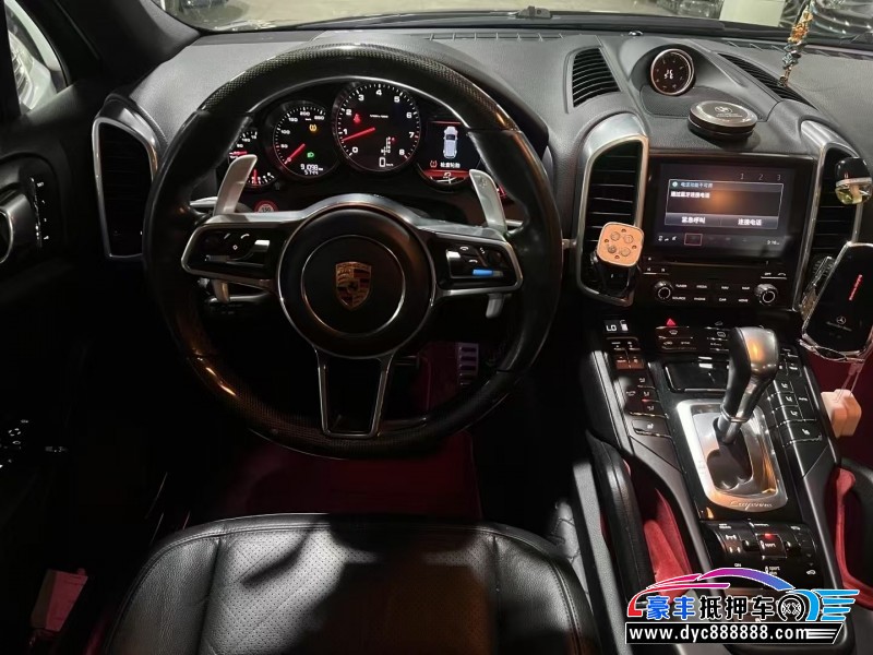 18年保时捷卡宴轿车抵押车出售