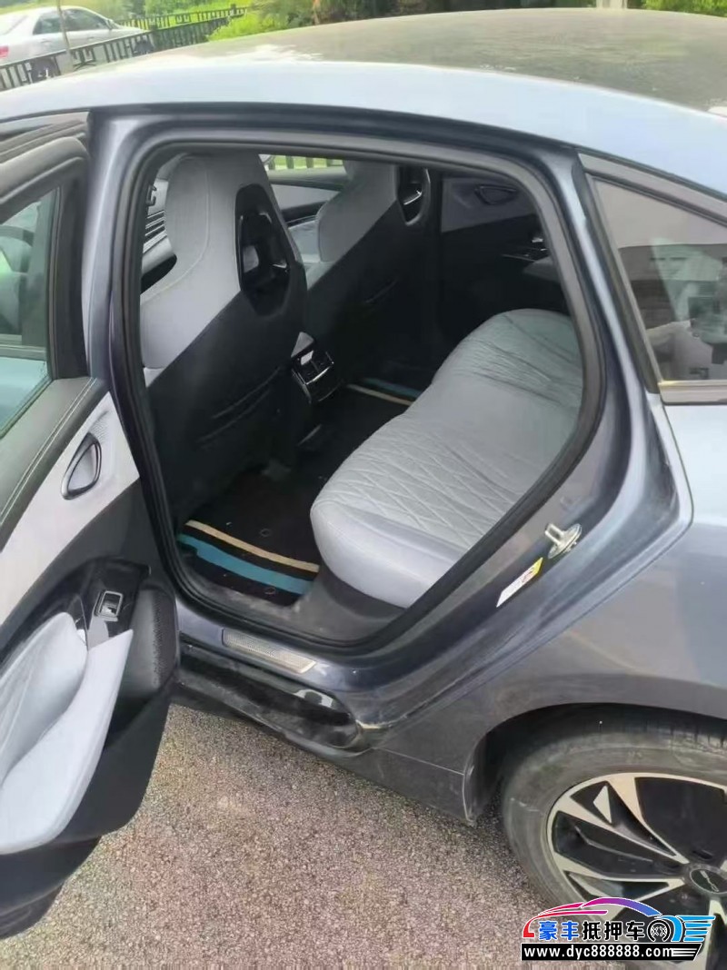 23年比亚迪海豹轿车抵押车出售