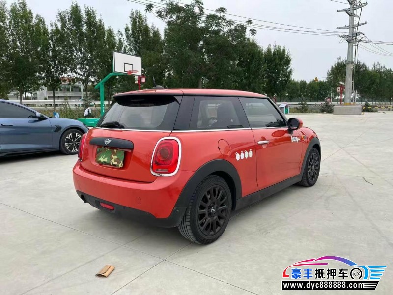 19年宝马MINI轿车抵押车出售