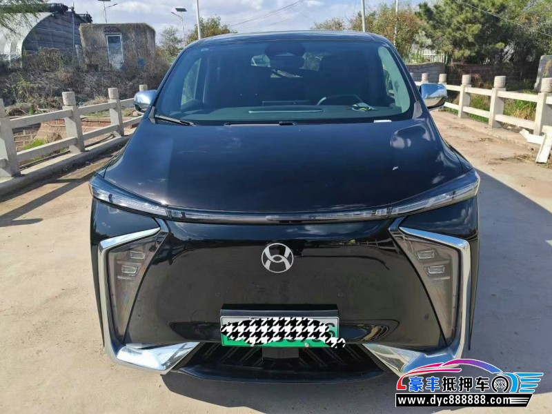 24年合创v09轿车抵押车出售