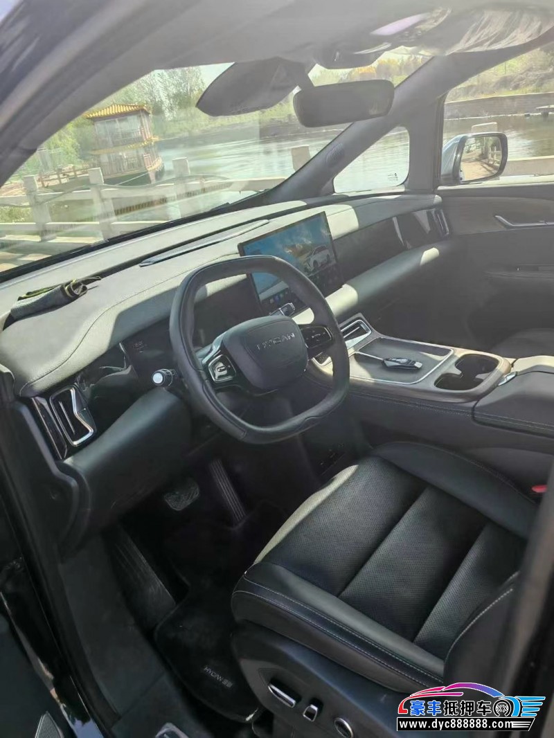 24年合创v09轿车抵押车出售