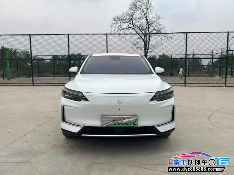 抵押车出售24年创维EV6轿车
