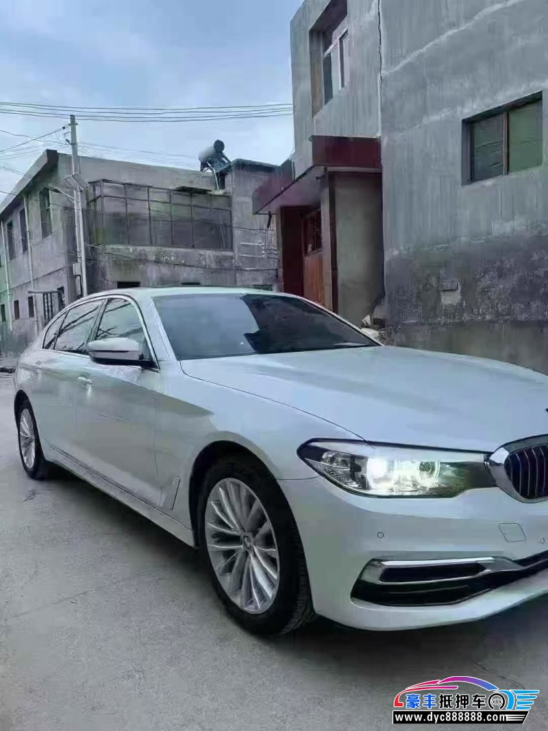 20年宝马5系轿车抵押车出售
