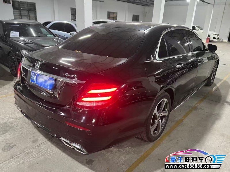 19年奔驰E轿车抵押车出售