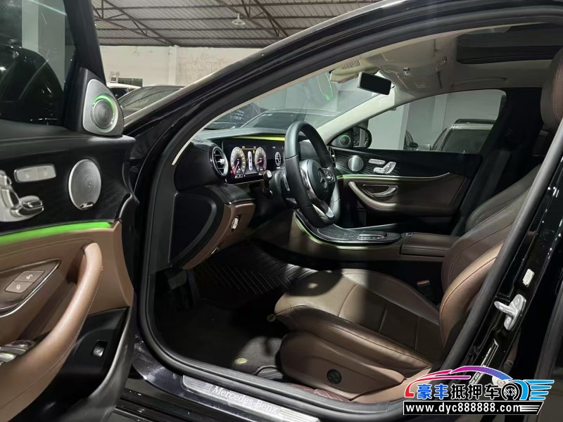 19年奔驰E轿车抵押车出售