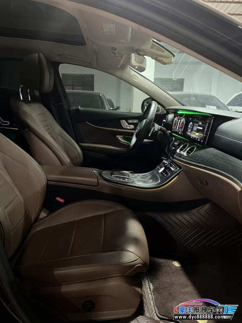 19年奔驰E轿车抵押车出售