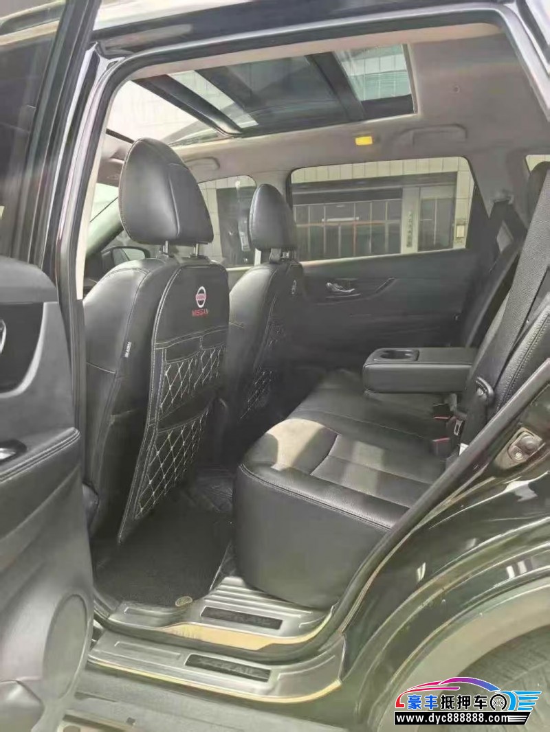 21年日产奇骏SUV抵押车出售