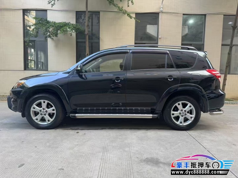 12年丰田RAV4轿车抵押车出售