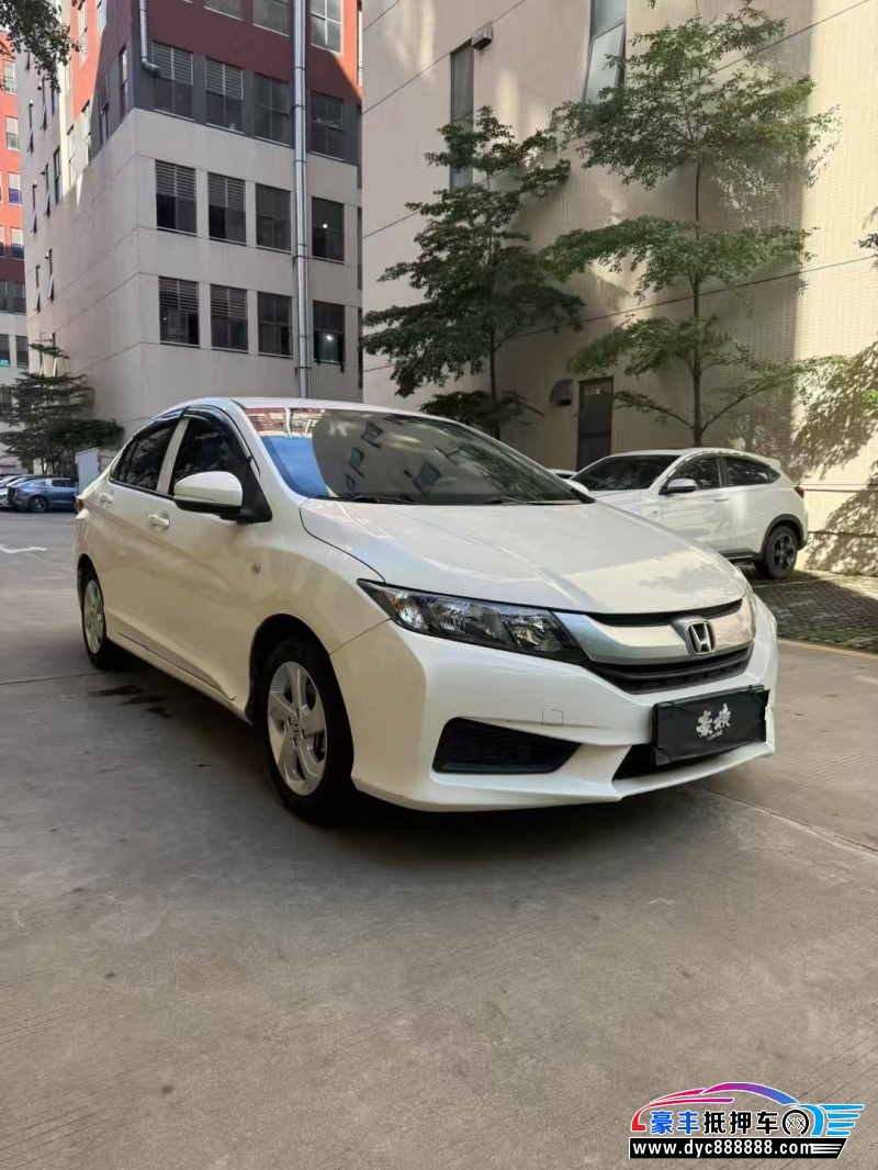 17年本田锋范轿车抵押车出售