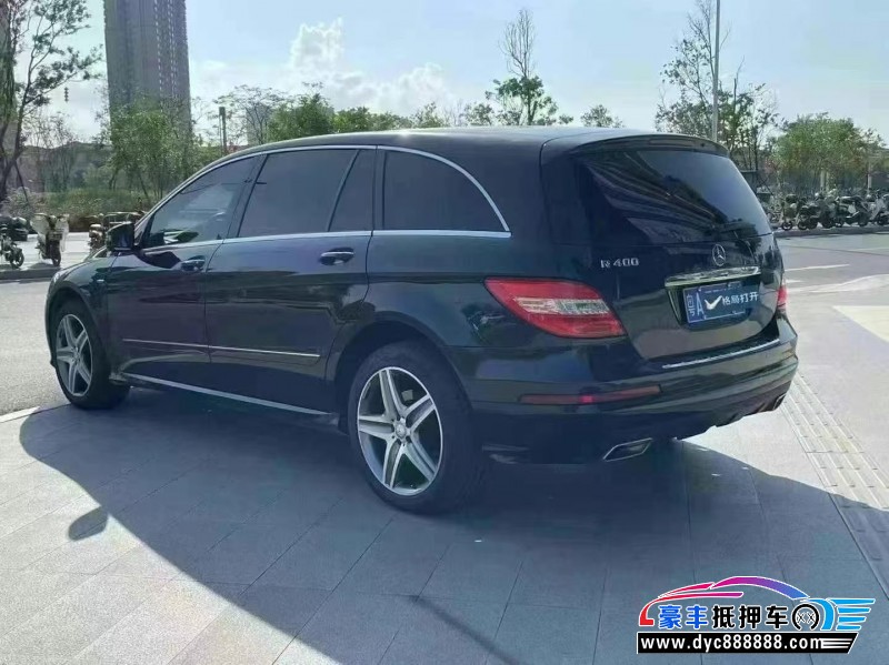 17年奔驰R轿车抵押车出售