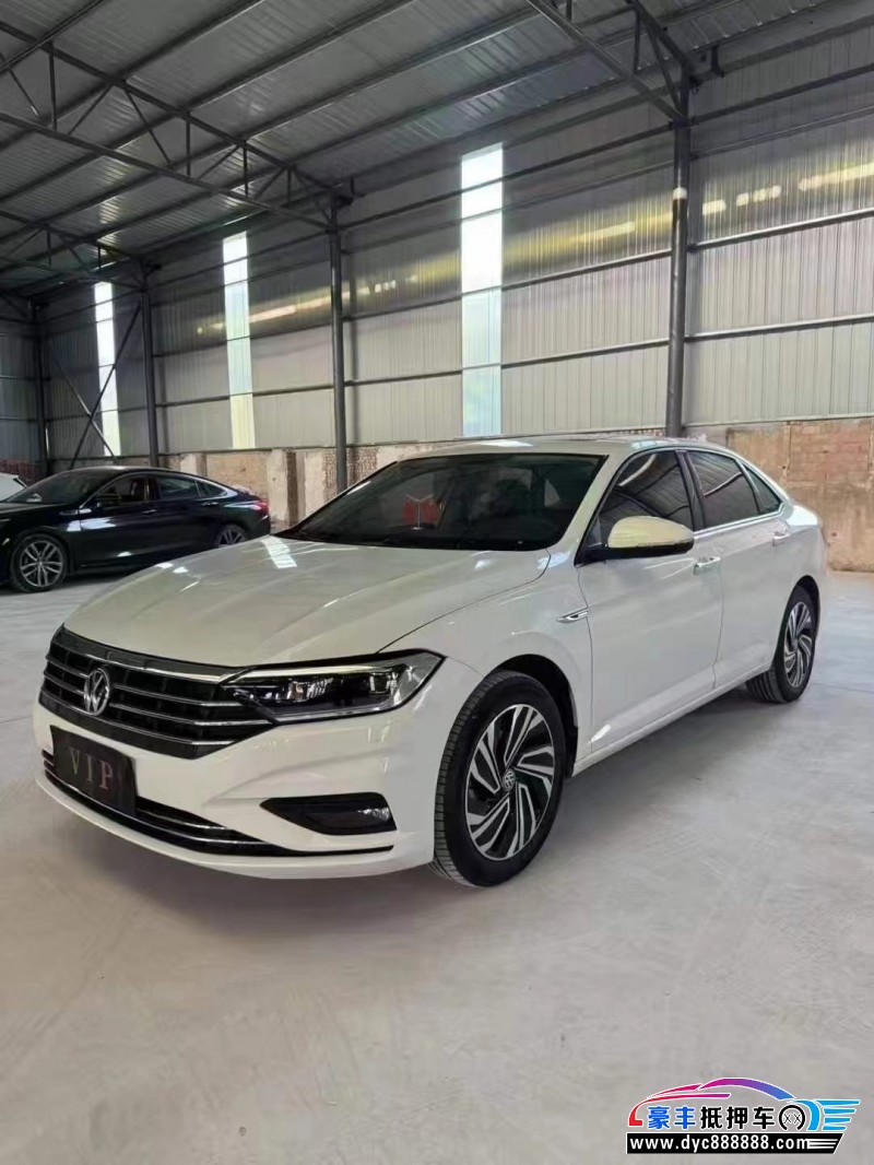 22年大众速腾轿车抵押车出售