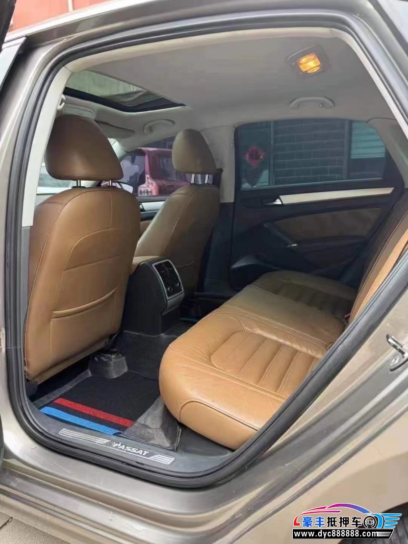 14年大众帕萨特轿车抵押车出售