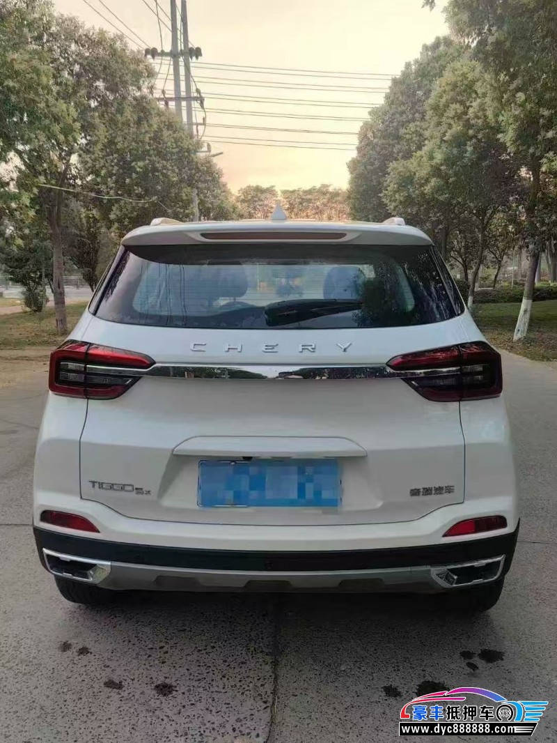 24年奇瑞瑞虎5x轿车抵押车出售