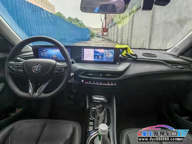 22年别克威朗轿车抵押车出售