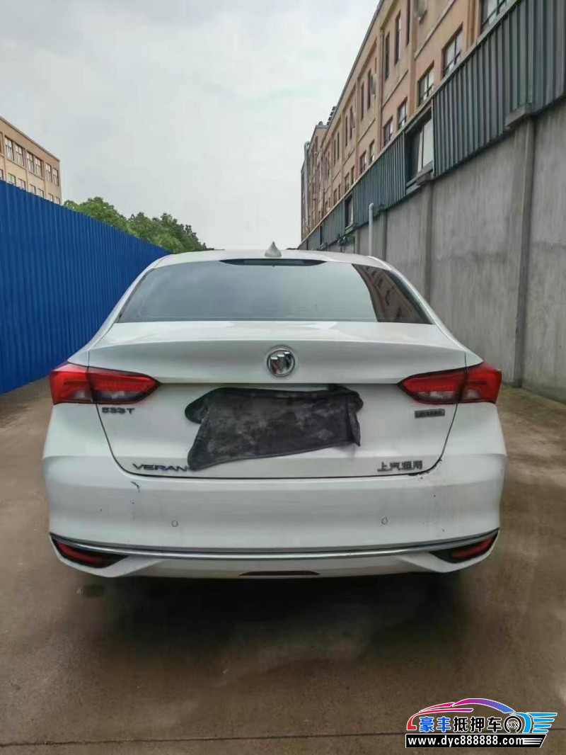 22年别克威朗轿车抵押车出售