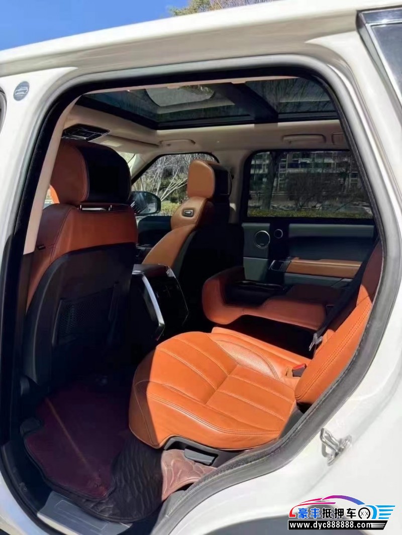 17年路虎揽胜运动版轿车抵押车出售