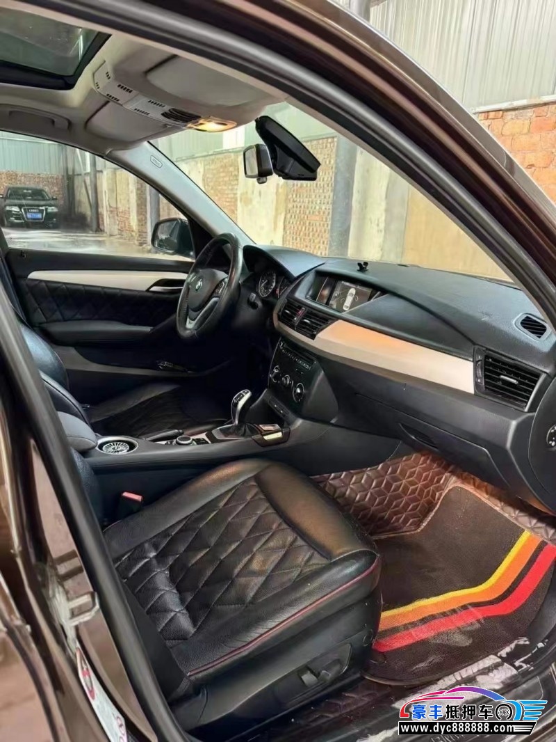 15年宝马X1轿车抵押车出售