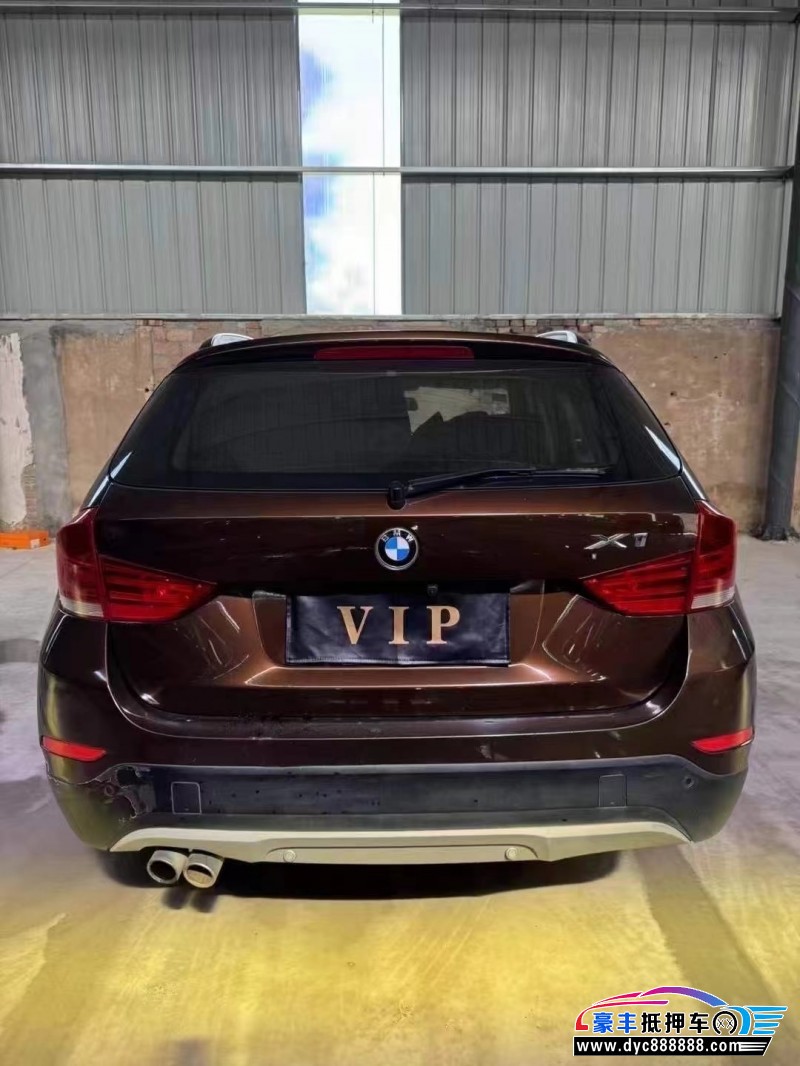 15年宝马X1轿车抵押车出售