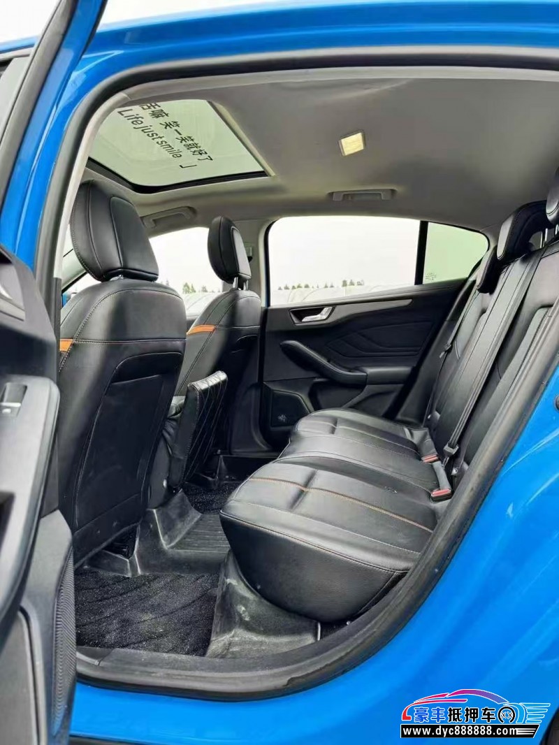 23年福特福克斯轿车抵押车出售