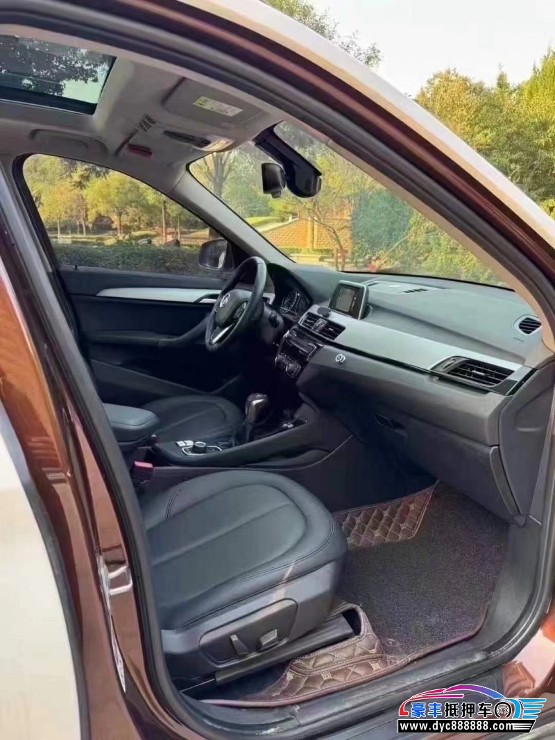 17年宝马X1轿车抵押车出售