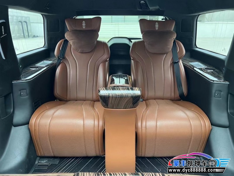 19年林肯领航员轿车抵押车出售