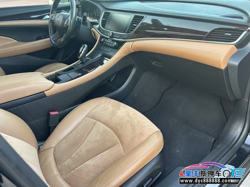 17年别克君越轿车抵押车出售