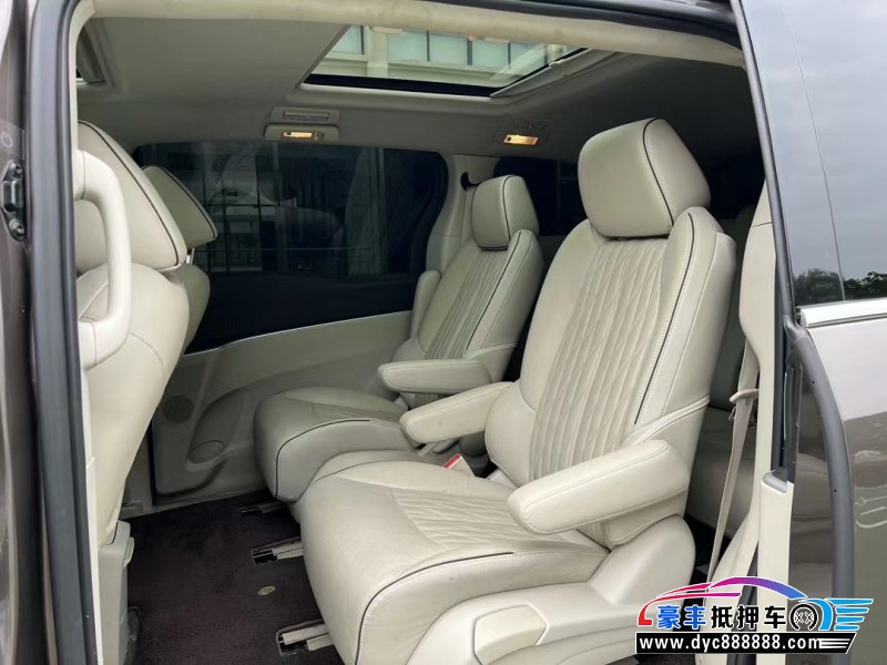 22年别克GL8轿车抵押车出售