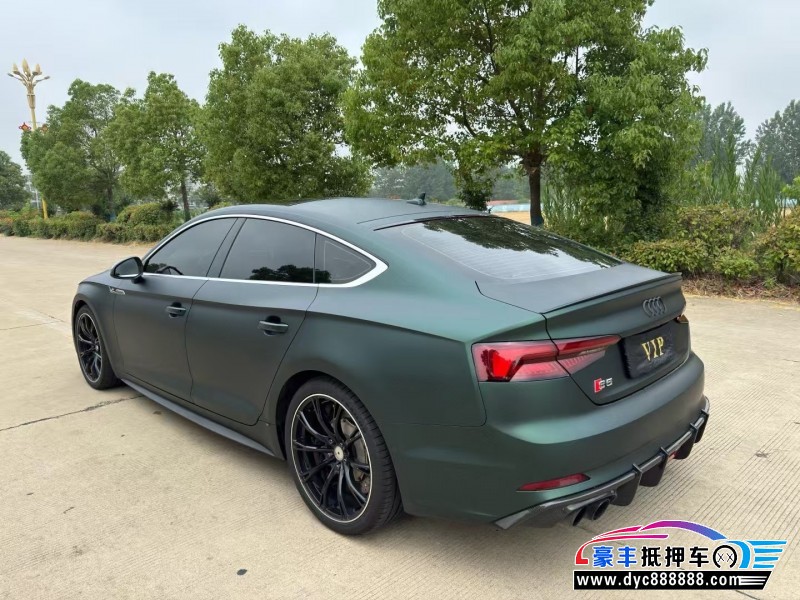 19年奥迪S5轿车抵押车出售