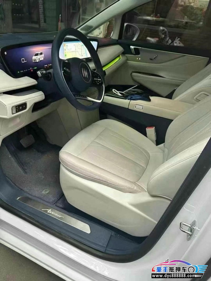 24年别克GL8轿车抵押车出售