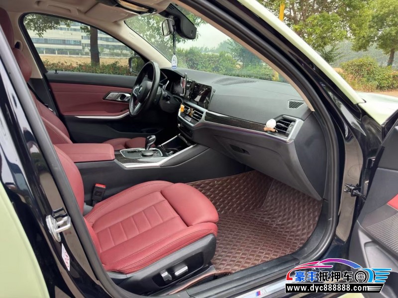 21年宝马3系轿车抵押车出售