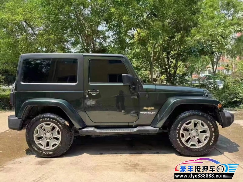 12年Jeep牧马人轿车抵押车出售