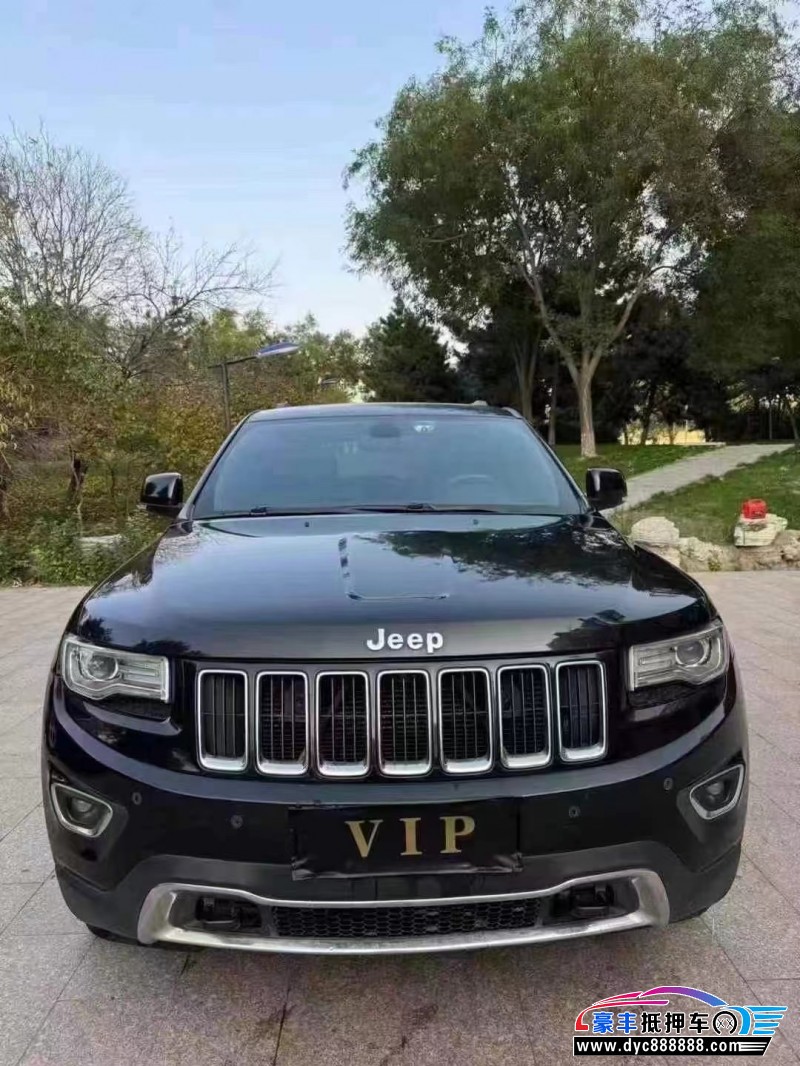 14年Jeep大切诺基轿车抵押车出售