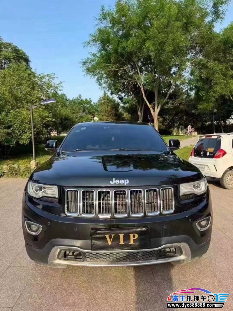 15年Jeep大切诺基轿车抵押车出售