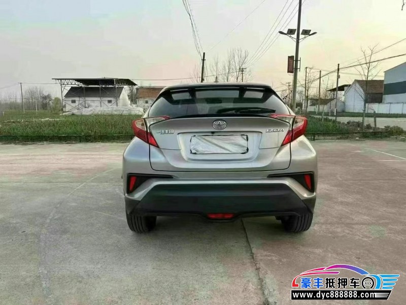 22年丰田C-HR轿车抵押车出售